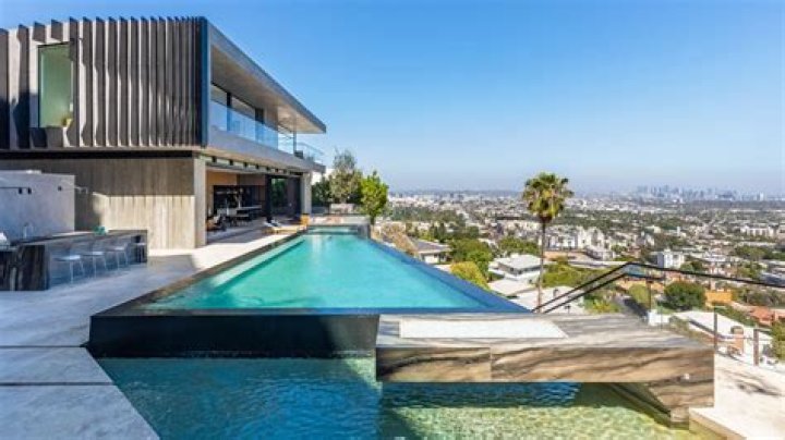120 Days After Winning $2 Billion Powerball, The Mysterious Winner Just Paid $25 Million For A Hollywood Hills Mansion