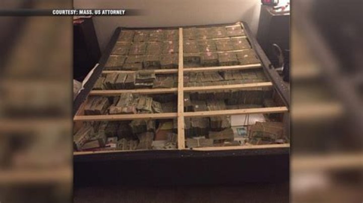 This Is What $20 Million Stuffed In A Mattress Looks Like