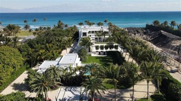 A Palm Beach Property Once Owned By Donald Trump Just Sold For "Close To" $140 Million - Second Most Expensive Sale In US History