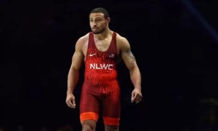 Aaron Brooks Net Worth | Celebrity Net Worth