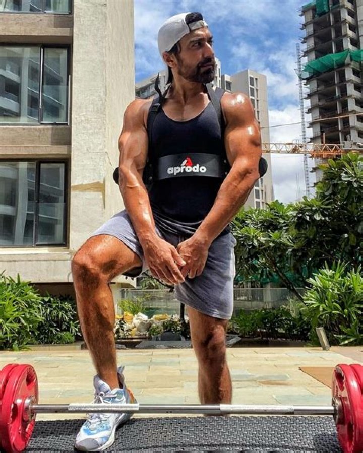 Aashish Chaudhary Net Worth | Celebrity Net Worth