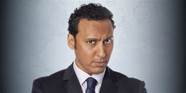 Aasif Mandvi Net Worth | Celebrity Net Worth