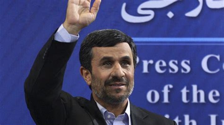 Former Iranian President Ahmadinejad Demands That The US Return $2 Billion In Frozen Money