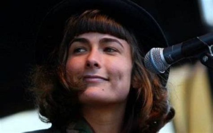 Alex Ebert Net Worth | Celebrity Net Worth