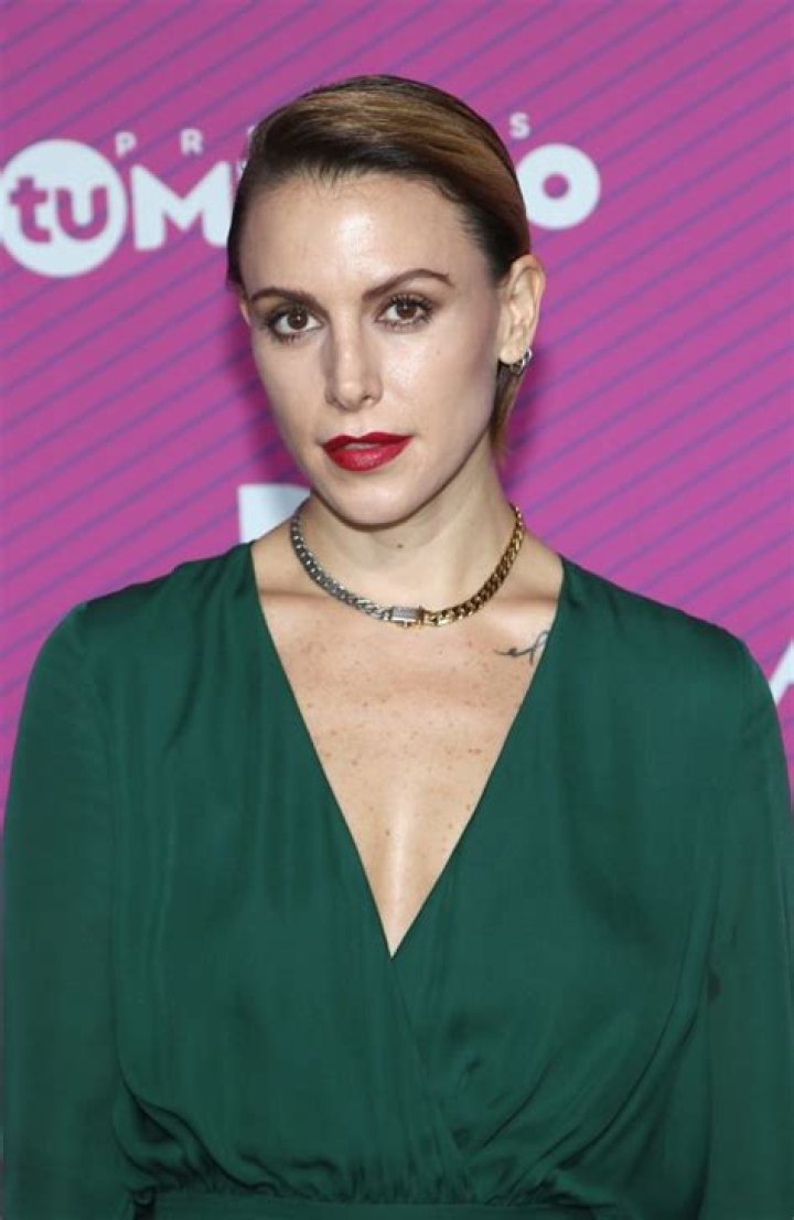 Alexandra De La Mora Net Worth