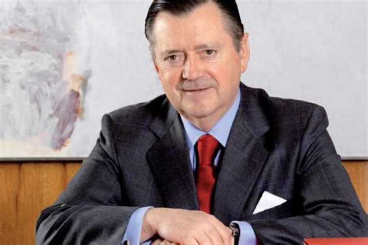 Alfredo Sáenz Abad Net Worth