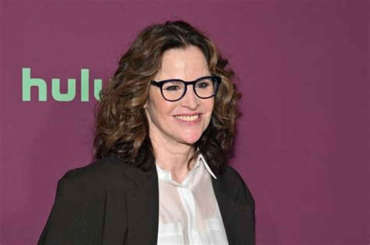Ally Sheedy Net Worth | Celebrity Net Worth