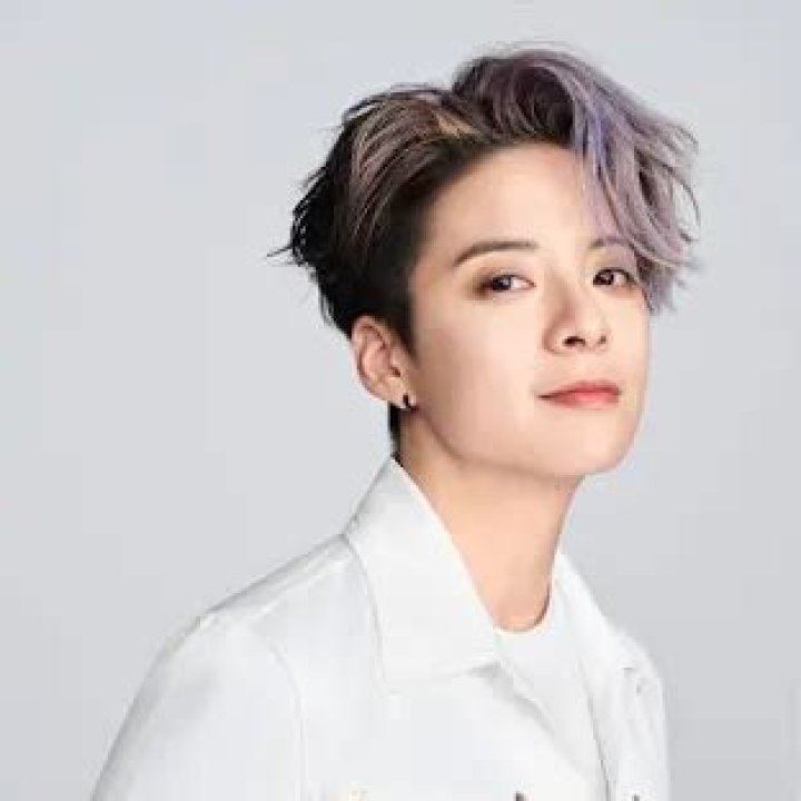 Amber Liu Net Worth | Celebrity Net Worth