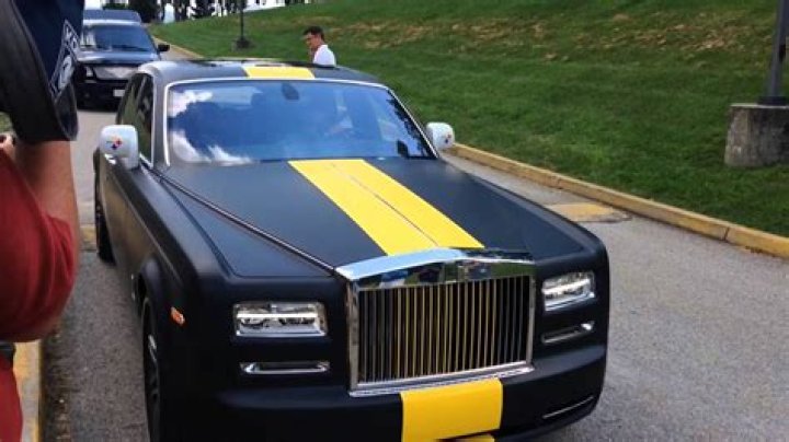 Antonio Brown Arrives At Steelers Training Camp In Half Million Dollar Rolls-Royce