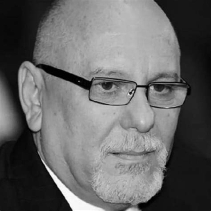 Antonio Jose Carneiro Net Worth