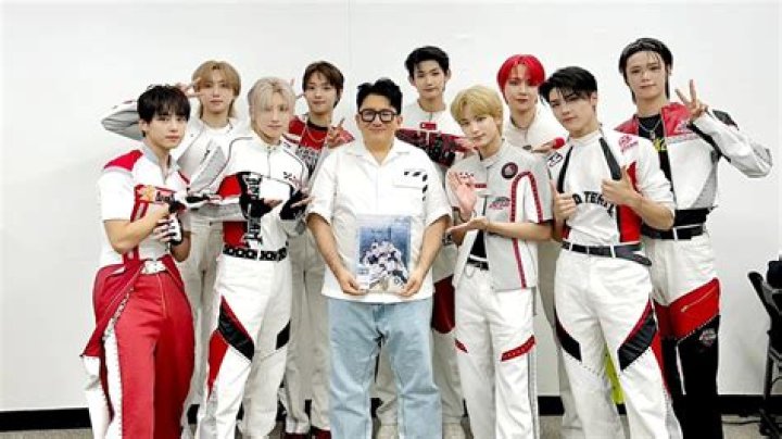 Bang Si-hyuk Net Worth | Celebrity Net Worth