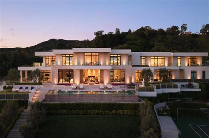 Beverly Hills Estate Hits The Market For $65 Million - Payment Via Bitcoin Preferred!