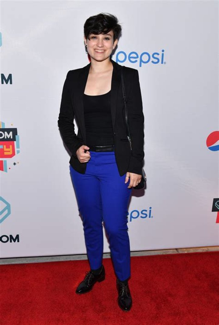 Bex Taylor Klaus Net Worth