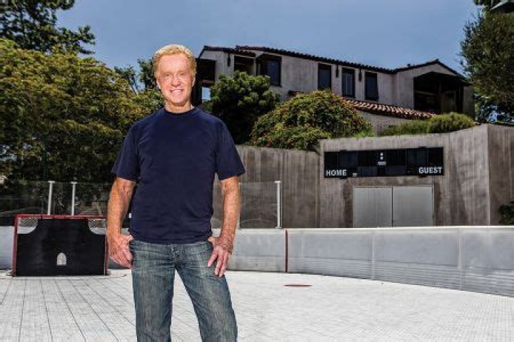 Bill Comrie Net Worth | Celebrity Net Worth