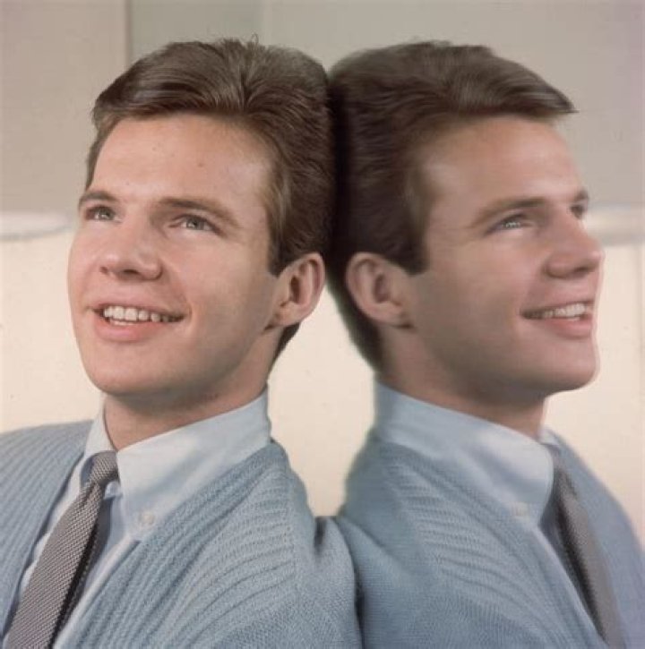 Bobby Vee net Worth | Celebrity Net Worth
