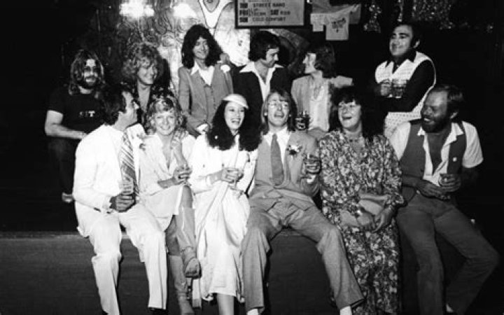 Bon Harris Net Worth | Celebrity Net Worth