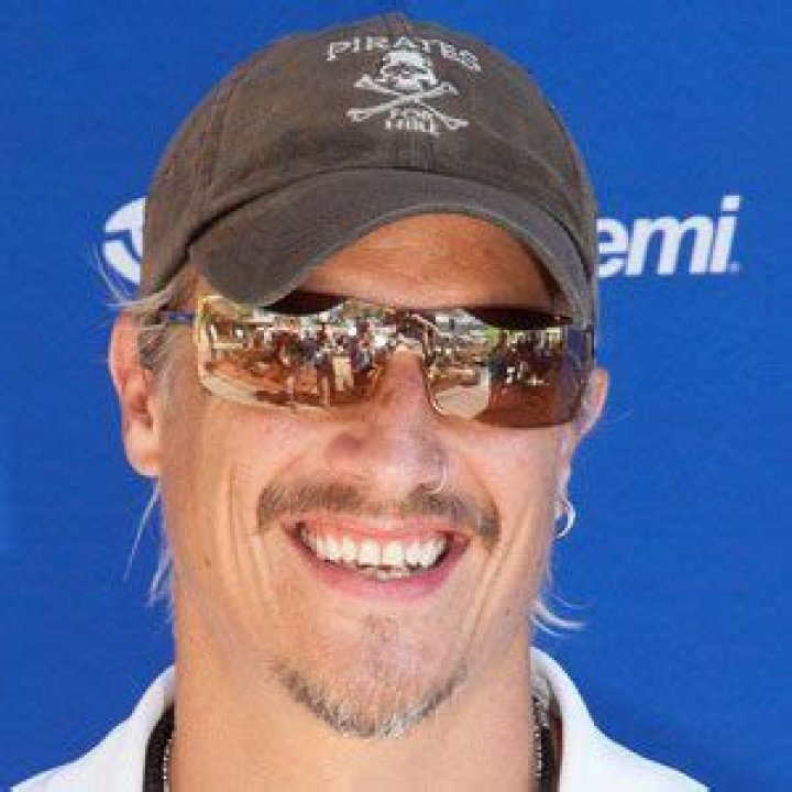 Brett Scallions Net Worth | Celebrity Net Worth