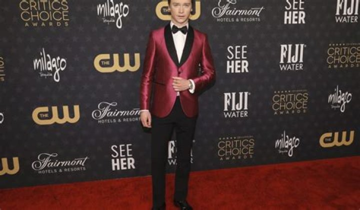 Calum Worthy Net Worth | Celebrity Net Worth