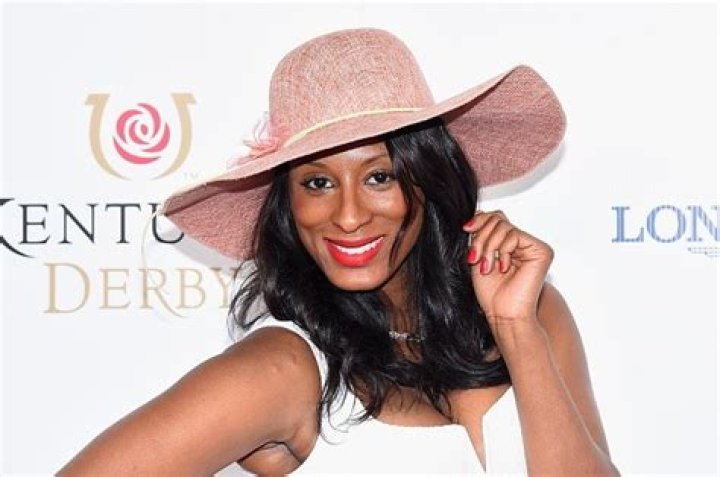 Chantelle Fraser Net Worth | Celebrity Net Worth