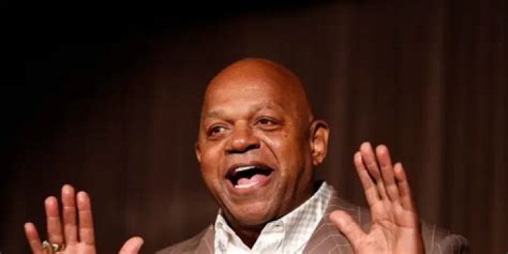Charles S. Dutton Net Worth