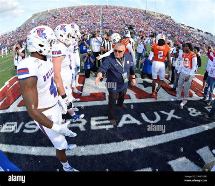 Daniel Ruettiger Net Worth | Celebrity Net Worth