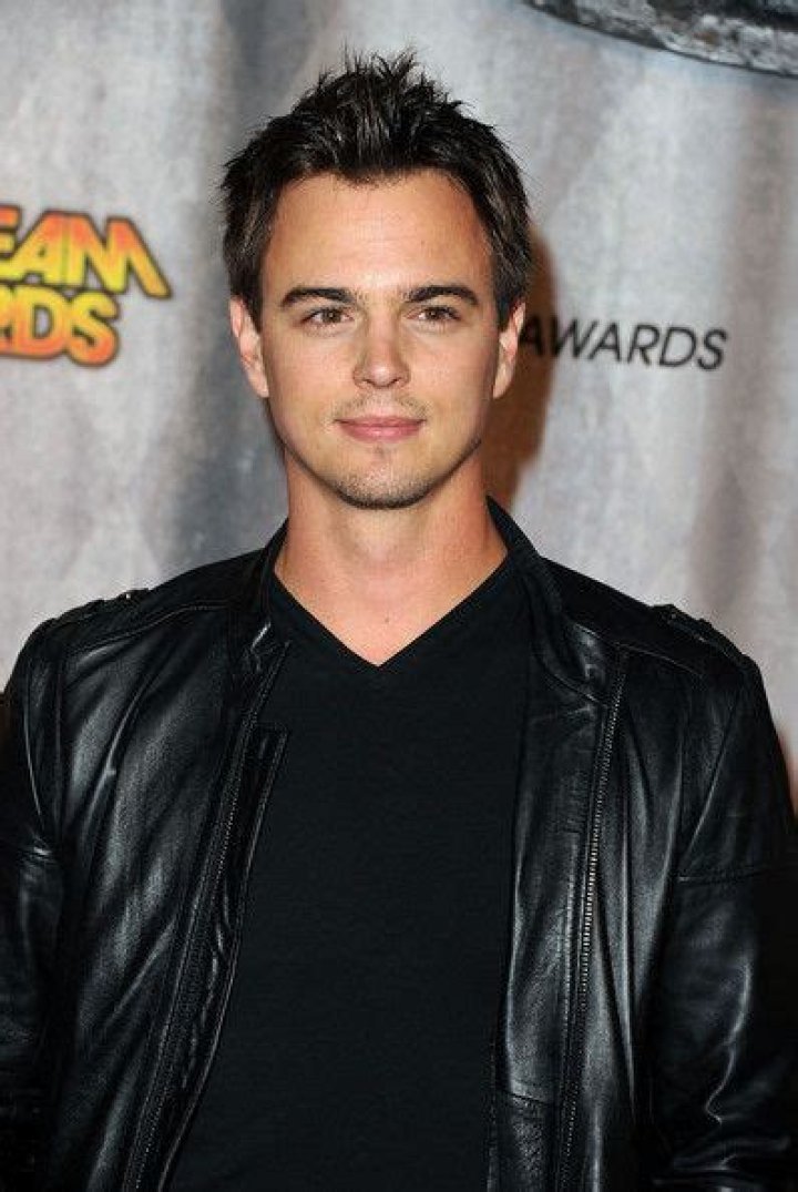 Darin Brooks Net Worth | Celebrity Net Worth