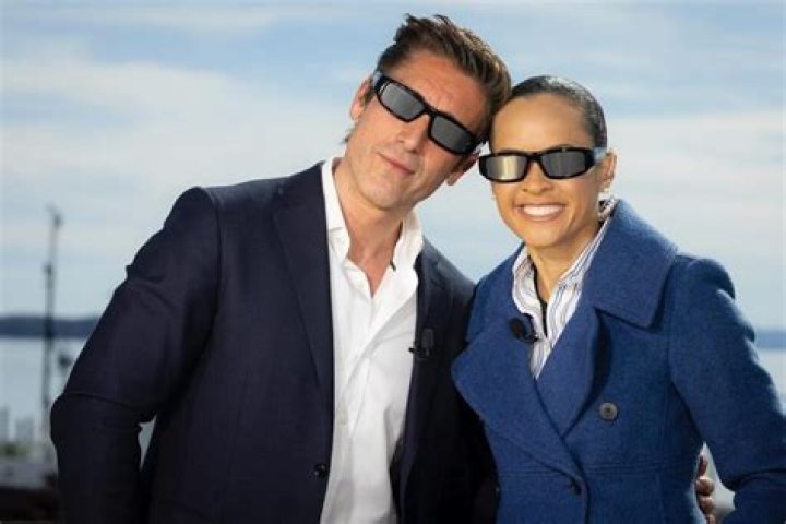 David Muir Net Worth | Celebrity Net Worth