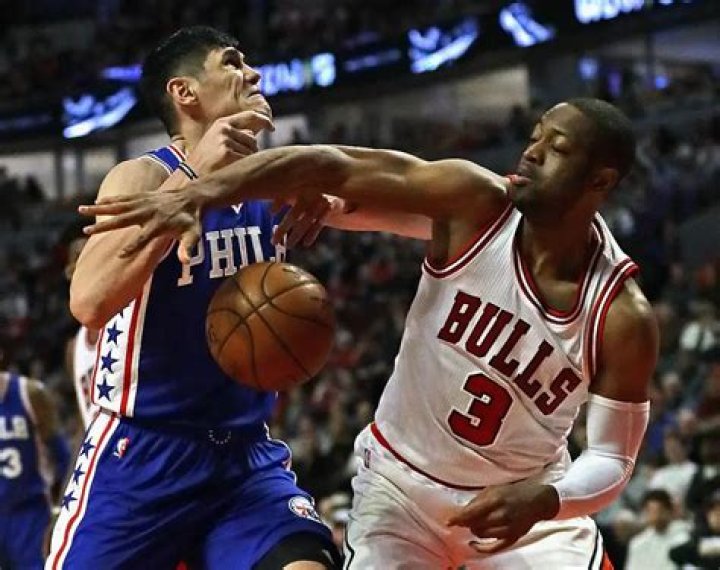 Dwyane Wade Has Now Given Up More Than $30 Million In Pay Cuts Throughout His Career