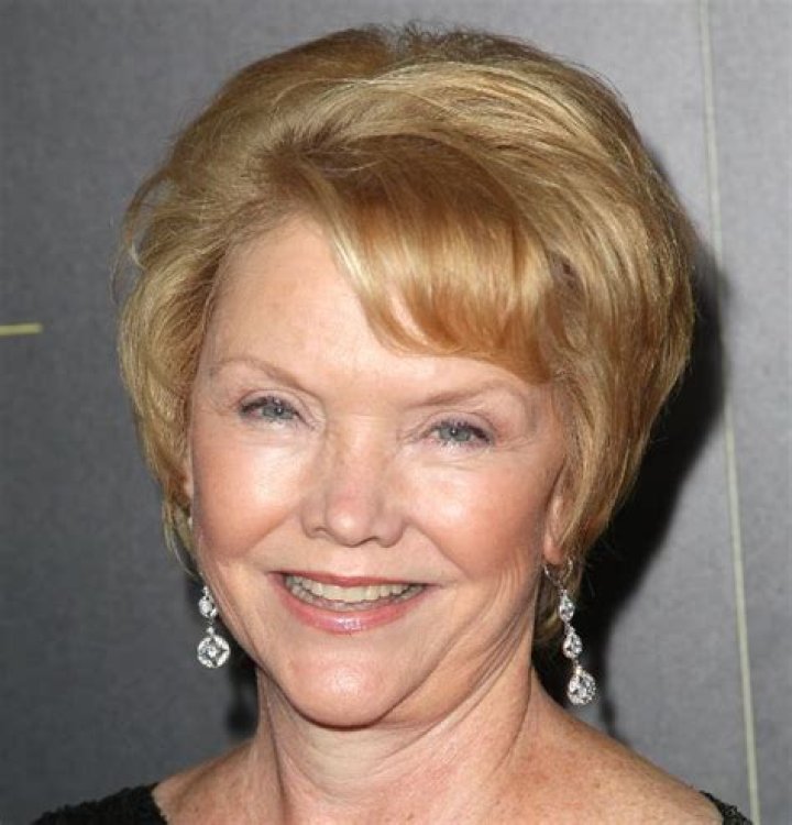 Erika Slezak Net Worth | Celebrity Net Worth