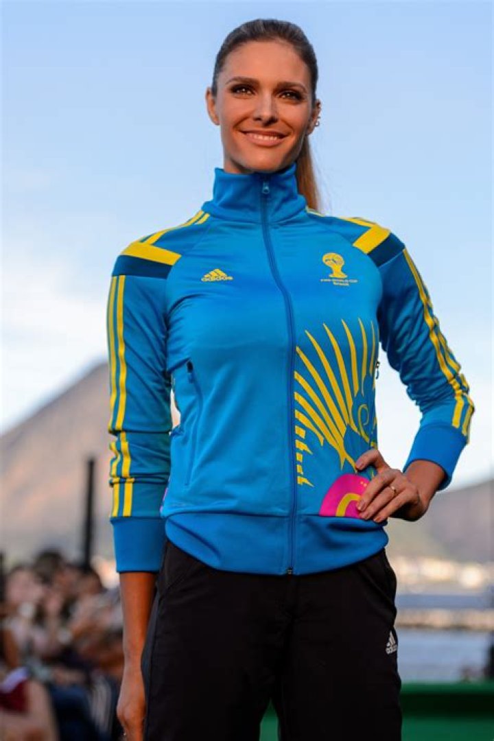 Fernanda Lima Net Worth | Celebrity Net Worth