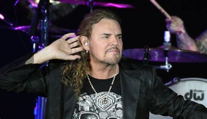 Fher Olvera Net Worth | Celebrity Net Worth