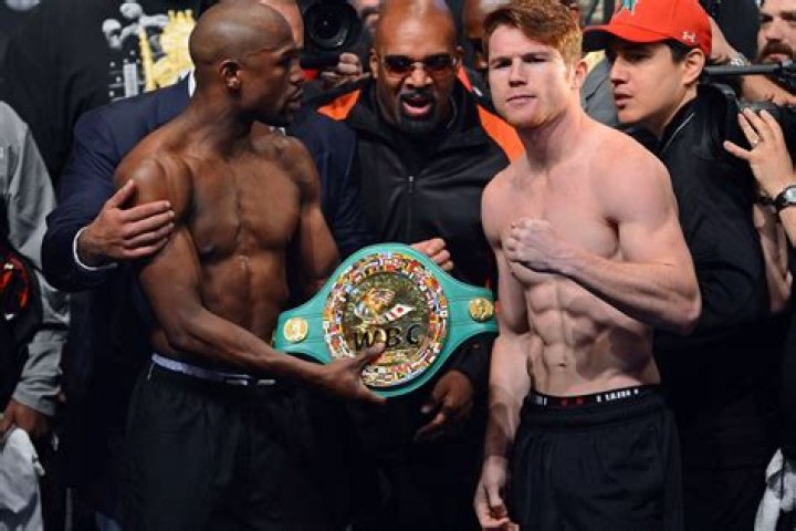 How Floyd Mayweather Earns $80 Million Per Fight