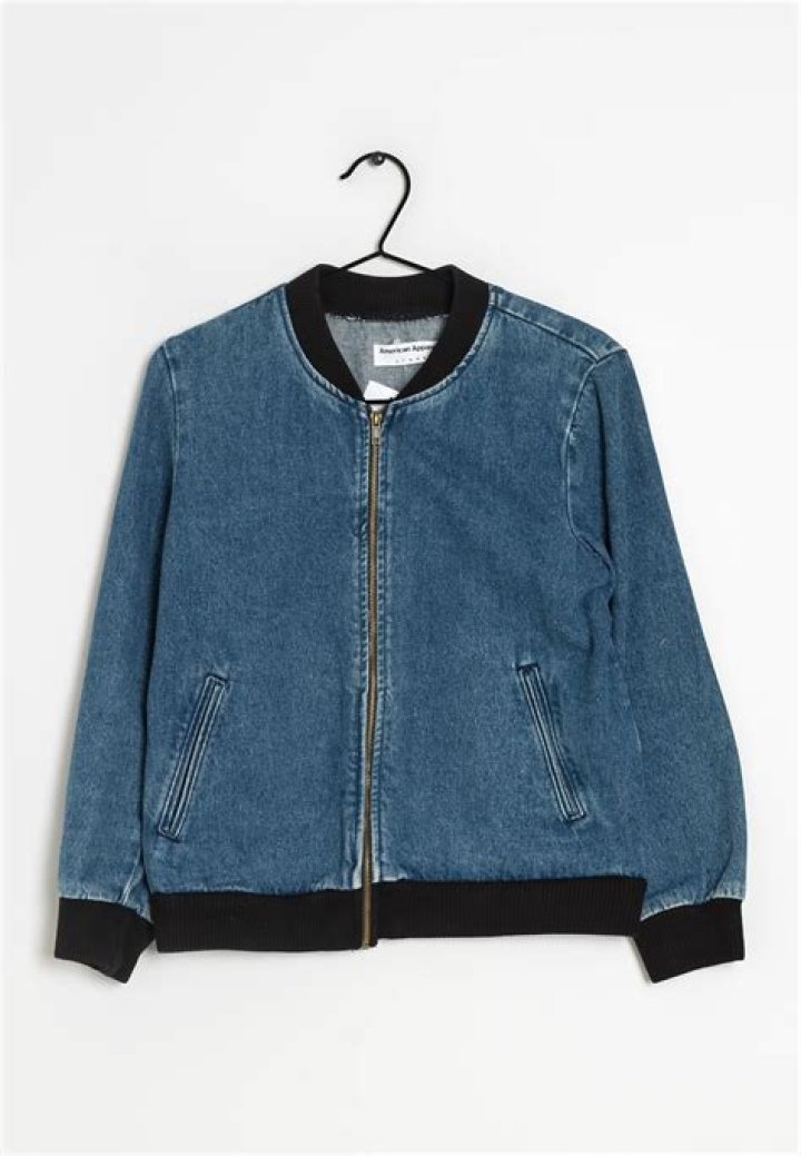 Forever 21, Amazon, Rumored To Be Bidders For Troubled American Apparel