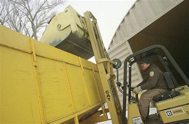 Gus Johnson Net Worth | Celebrity Net Worth