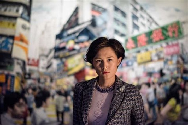 Hong Kong Billionaire Offers $65 Million Marriage Bounty for Lesbian Daughter