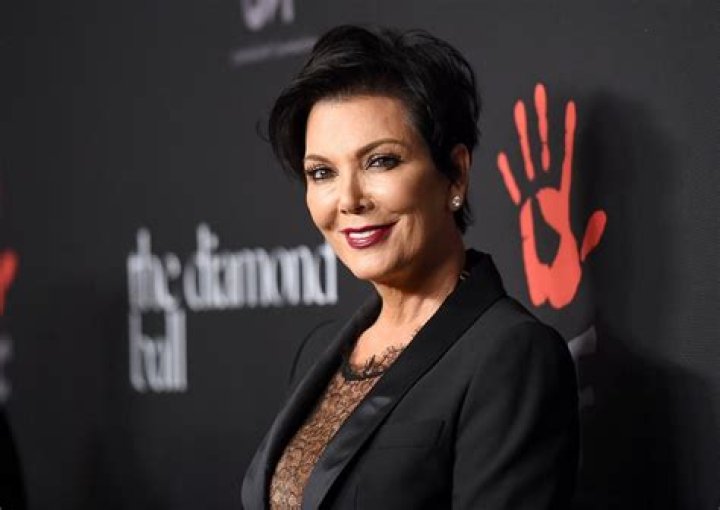 How Kris Jenner Went From Flight Attendant To $170 Million Woman