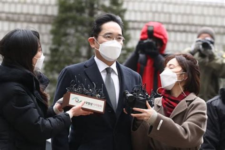 How The Richest Person In South Korea Ended Up In Prison