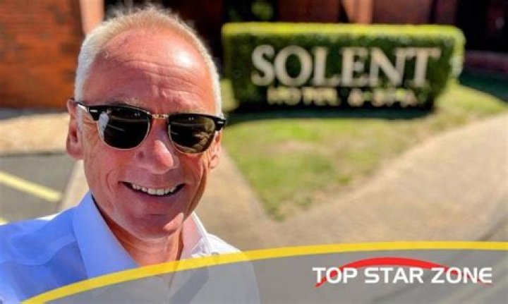 Ian Dickson Net Worth | Celebrity Net Worth