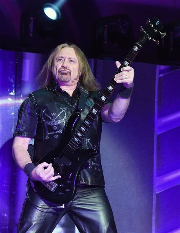 Ian Hill Net Worth | Celebrity Net Worth