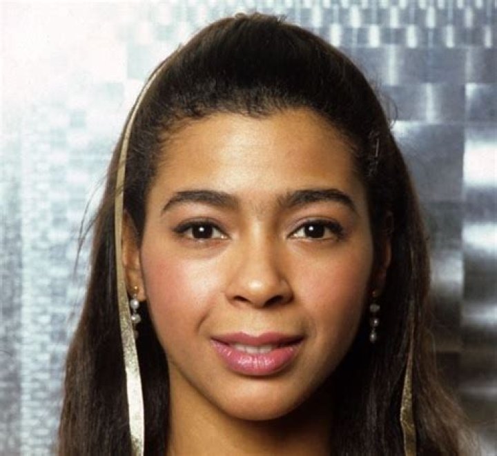 Irene Cara Net Worth | Celebrity Net Worth