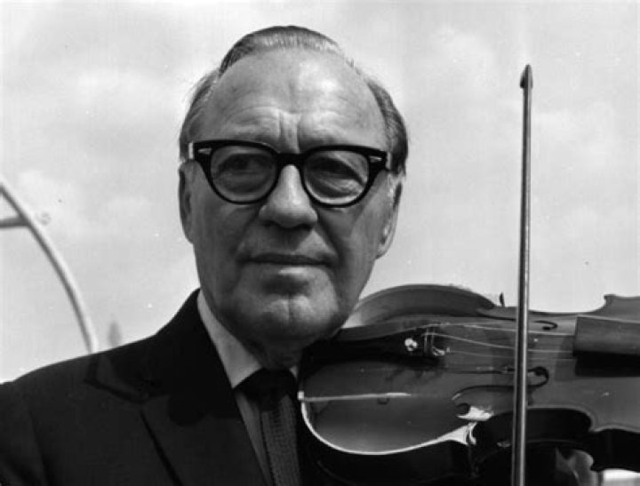 Jack Benny Net Worth | Celebrity Net Worth