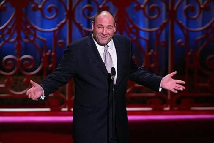 James Gandolfini Once Gave All His "Sopranos" Co-Stars $33,000 Each After A Contract Dispute