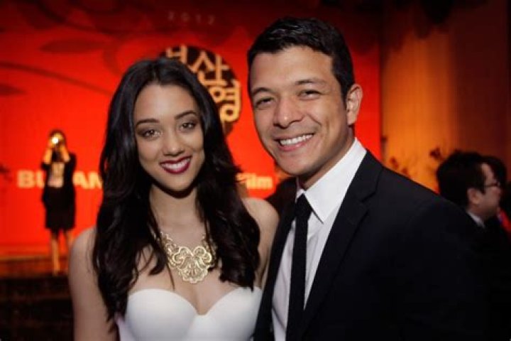 Jericho Rosales Net Worth | Celebrity Net Worth