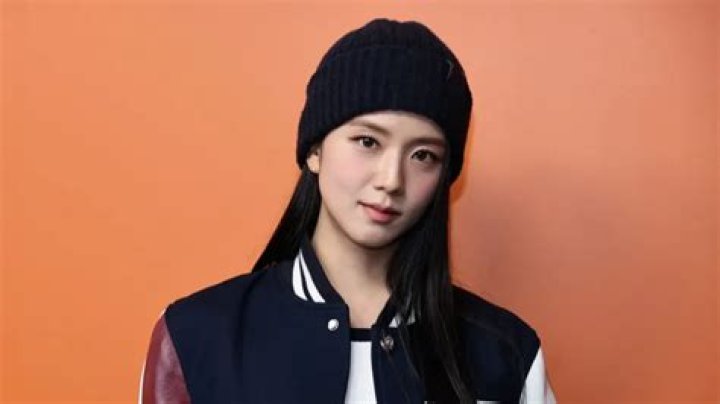 Jisoo Kim Net Worth | Celebrity Net Worth