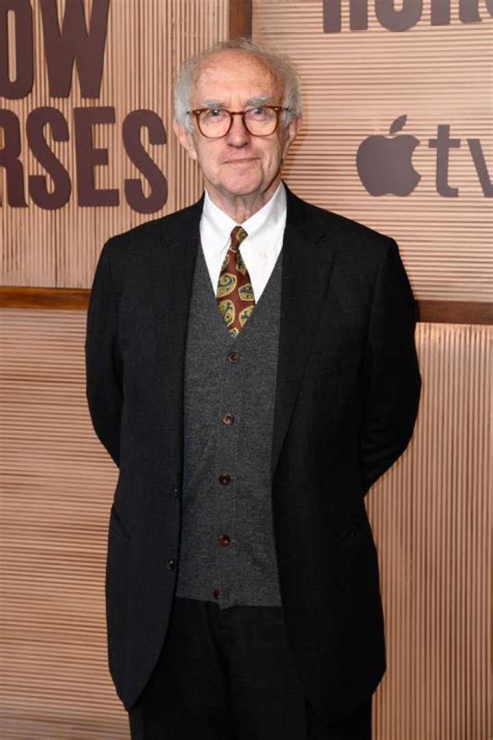 Jonathan Pryce Net Worth | Celebrity Net Worth