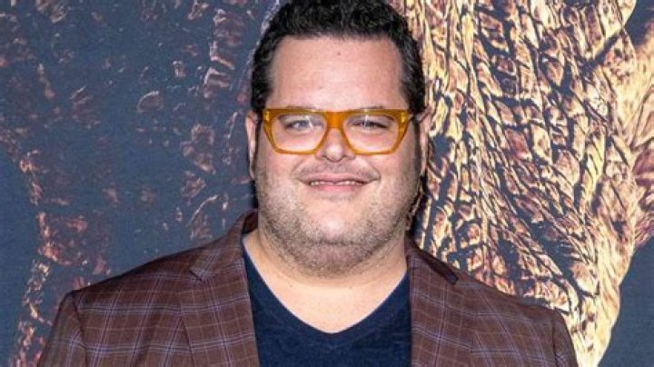 Josh Gad Net Worth | Celebrity Net Worth