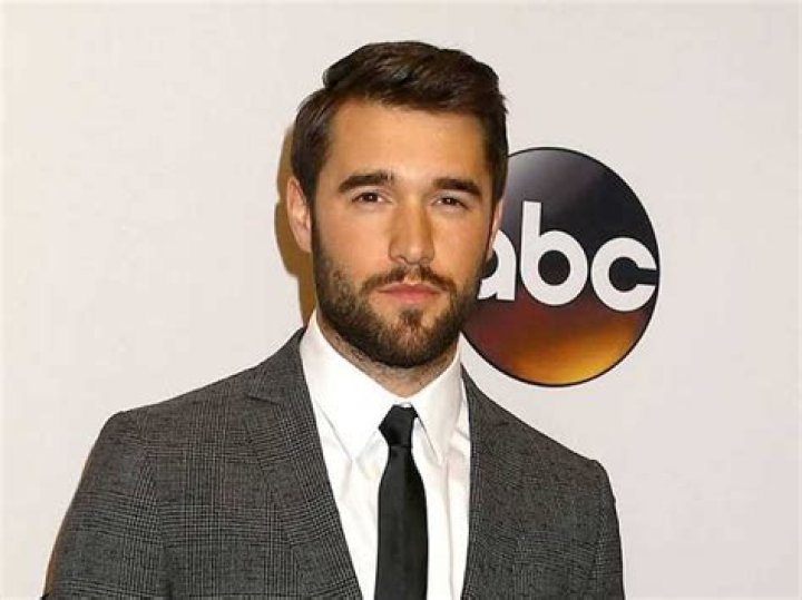 Joshua Bowman Net Worth | Celebrity Net Worth