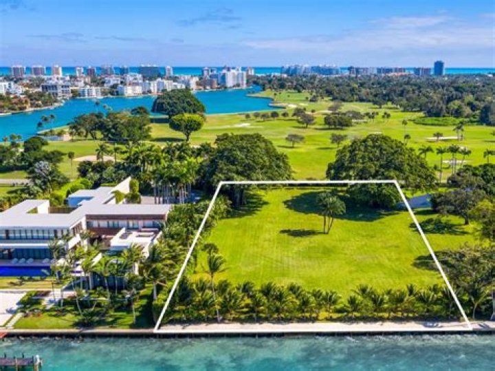 Julio Iglesias Is Selling An Empty Lot On Miami's Billionaire Bunker For $32 Million