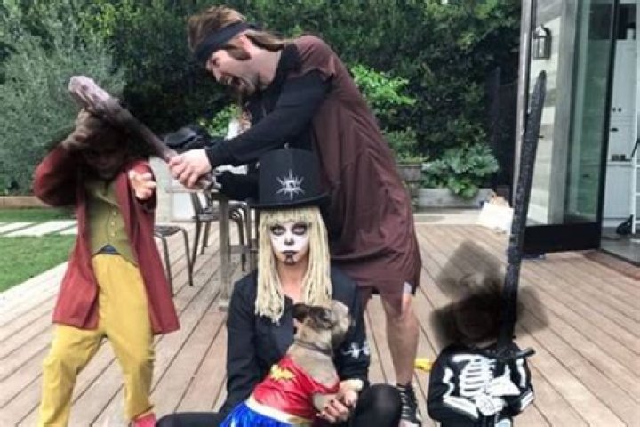 Kaitlin Olson Net Worth | Celebrity Net Worth