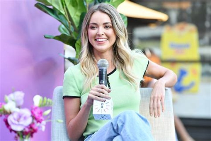 Kaitlynn Carter Net Worth | Celebrity Net Worth